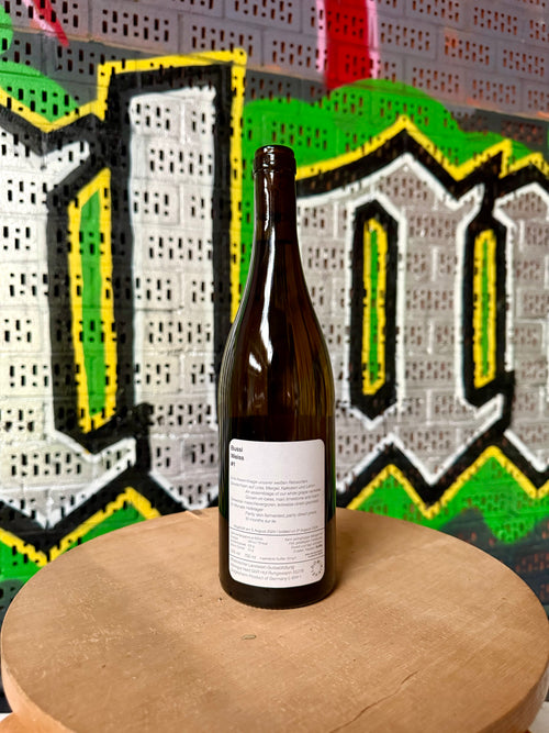 Dominik Held | Bussi Weiss #1 2023